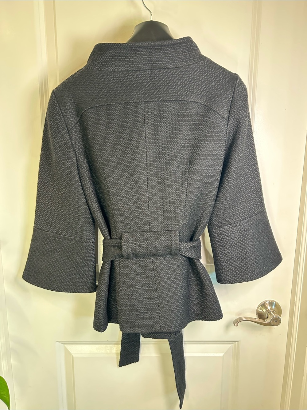 Trina Turk Black Textured Tie-Waist Trench Jacket‎ - Picture 8 of 10